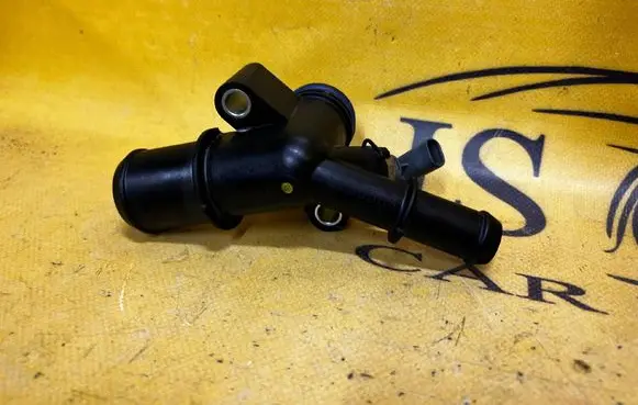 Ford Escape IV Engine coolant pipe/hose GN1G8K556BA