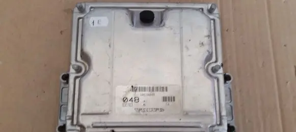 Volvo S40, V40 Engine control unit/module 0281010441 HOM8200065996 30630048