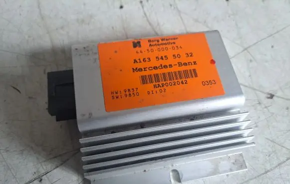 Mercedes-Benz ML W163 Transfer box differential control unit A1635455032