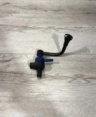 BMW 1 F20 F21 Turbo solenoid valve 7624012