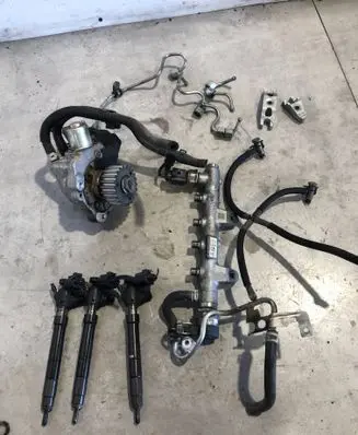 Volkswagen Polo V 6R Fuel injection system set 04B130277J 04B130093 057130764AB