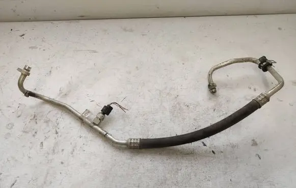 Renault Master III Air conditioning (A/C) pipe/hose 924904471R