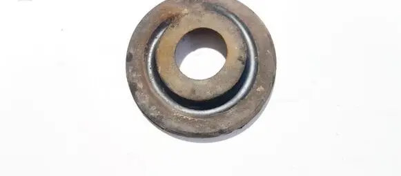 Skoda Octavia Mk2 (1Z) Front coil spring rubber mount 1k0512149b