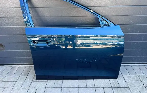 Skoda Octavia Mk4 Front door 5E3831312