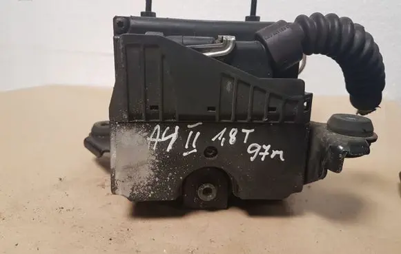 Audi A4 S4 B5 8D ABS Pump 8D0614111