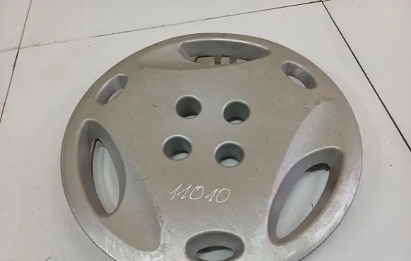 Renault Scenic I R14 wheel hub/cap/trim 7700834970