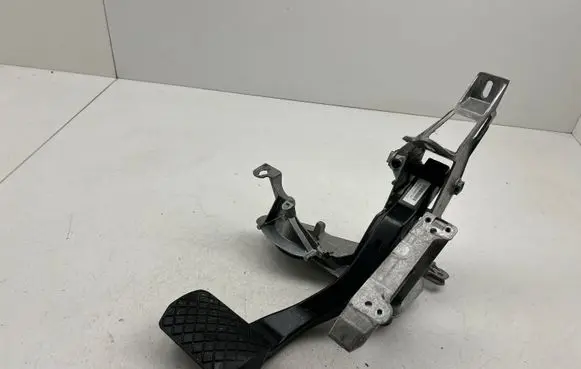 Audi A6 S6 C6 4F Brake pedal 4F1723117B
