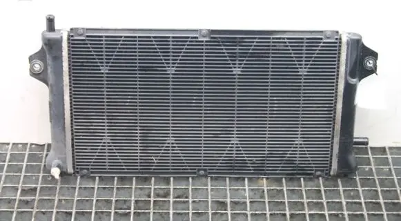 Mitsubishi Outlander Coolant radiator