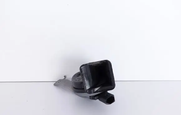 Mercedes-Benz GLC X253 C253 Horn signal A2535421600