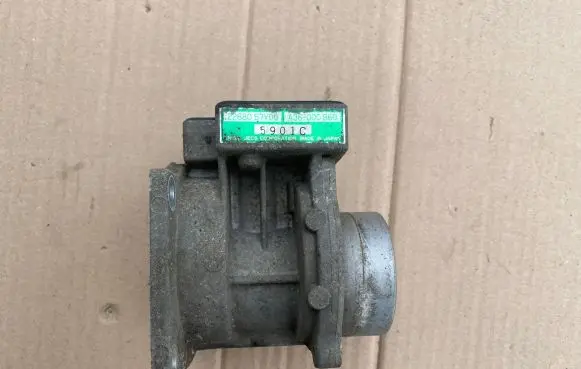 Nissan Serena Mass air flow meter 2268057Y00