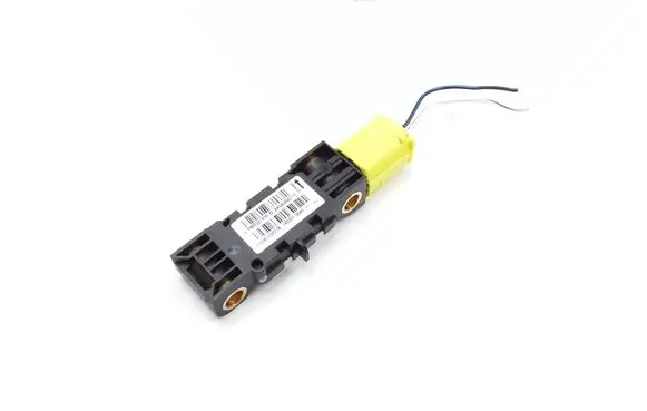 Mitsubishi Colt Airbag deployment crash/impact sensor PMR587419 A4545400117
