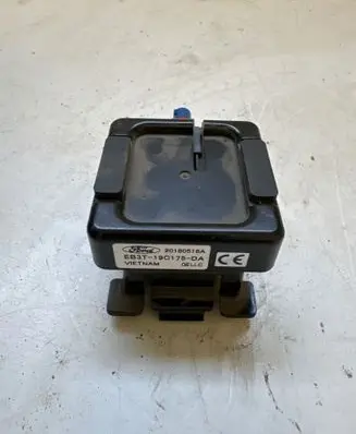 Ford Ranger Aerial antenna amplifier EB3T19C175DA 20180516A