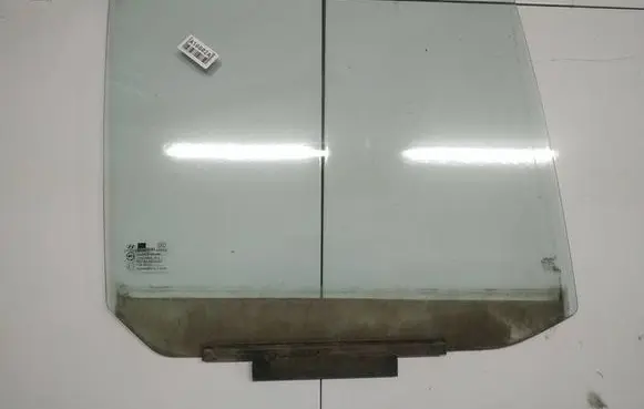 Hyundai Getz Rear door window glass as2