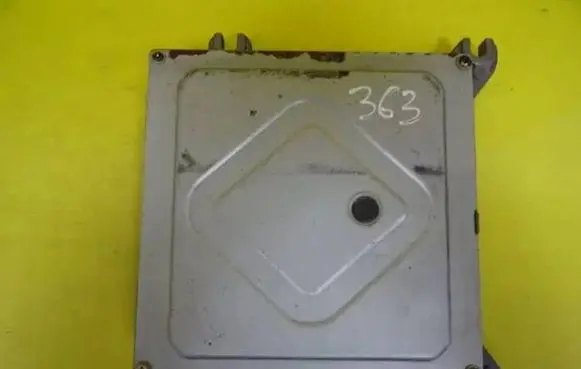 Honda Civic Engine control unit/module 37700P01G01