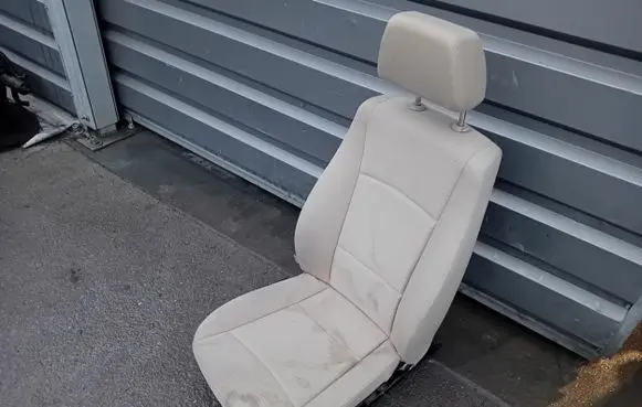 BMW X1 E84 Front passenger seat 