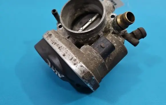 Opel Astra H Throttle body valve 55560398 IMPRK1602375