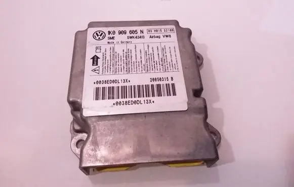 Volkswagen Golf V Airbag control unit/module 1K0909605N