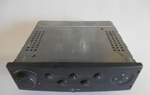 Renault Laguna II GPS navigation control unit/module 8200138590