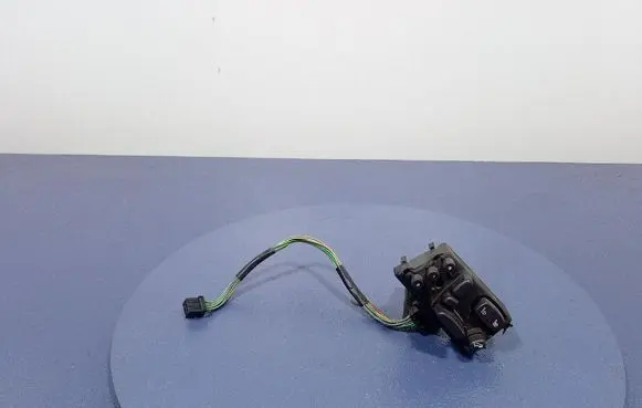 Chrysler Pacifica Seat heating switch 0YD13TRMAD