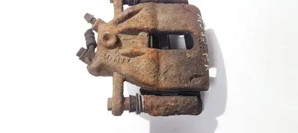 Nissan Note (E11) Front brake caliper