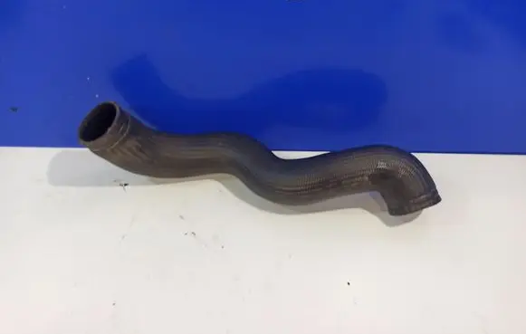 Volvo V70 Intercooler hose/pipe 30645937