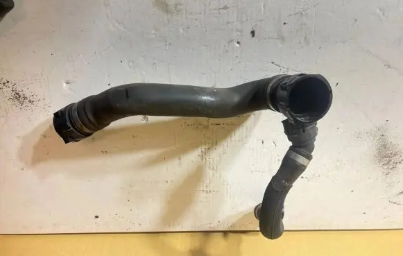 BMW X5 E70 Engine coolant pipe/hose 7808076