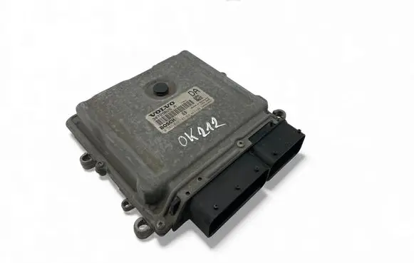 Volvo V70 Engine control unit/module ECU 30729826A 0281012103