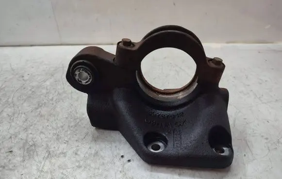 Volvo XC60 Driveshaft support bearing bracket 30787842
