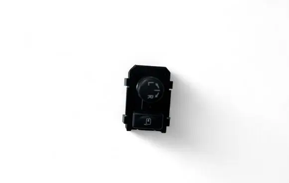 Subaru Legacy Wing mirror switch 83061AJ000
