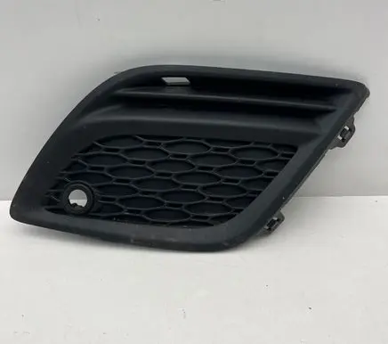 Volvo XC60 Front bumper lower grill 31290661 31290659