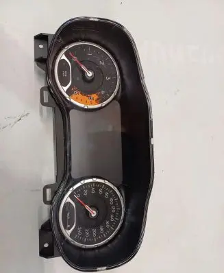 Jeep Renegade Speedometer (instrument cluster) 735675549
