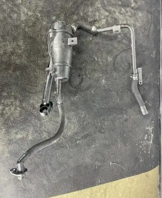 Opel Astra J Oil breather separator 55575980