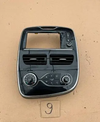 Renault Zoe Climate control unit 275107386R E1067090C 1902191534
