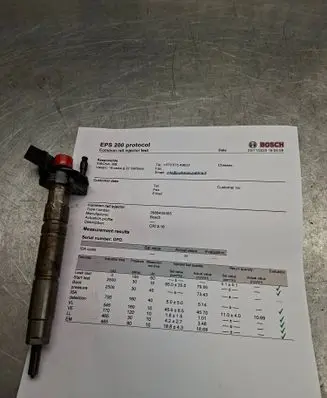 Mercedes-Benz R W251 Fuel injector a6420700587 0986435