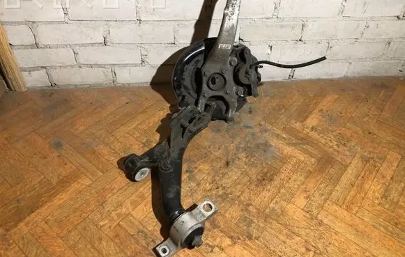 Lexus IS III XE30 Front wheel hub spindle knuckle GA2R 160622 W0030