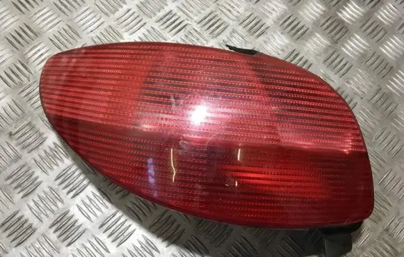 Peugeot 206 Rear/tail lights