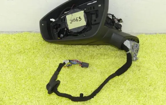Volkswagen Tiguan Front door electric wing mirror 571867501DD