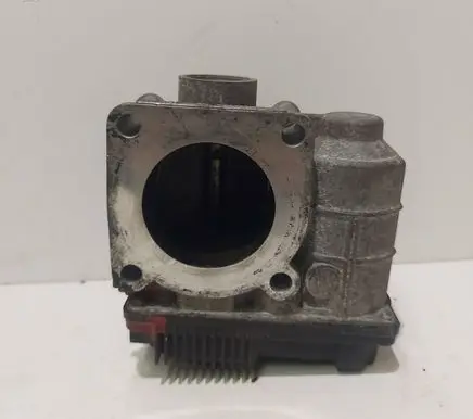 Nissan Primera Throttle valve SERA57601