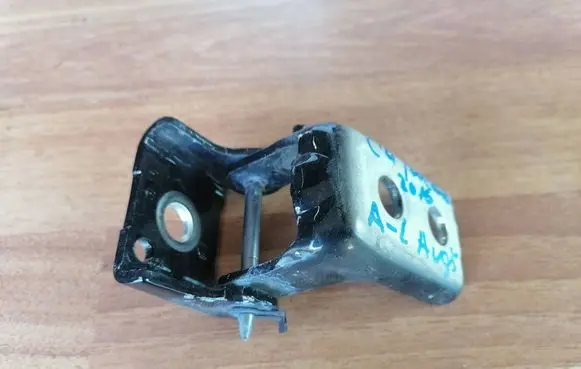 Citroen C4 II Picasso Rear door upper hinge 1608322680