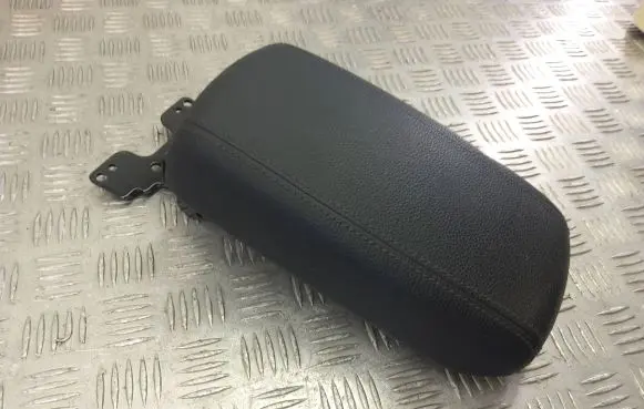 KIA Stonic Armrest