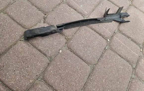 Volkswagen Golf VII Intercooler air guide/duct channel 5G0121332H