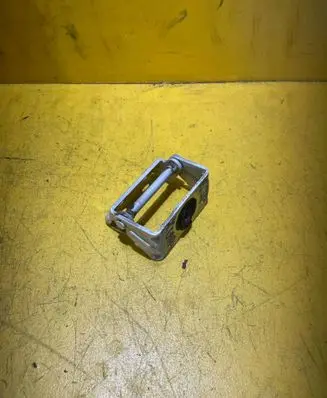 Fiat 500E Tailgate/trunk/boot hinge
