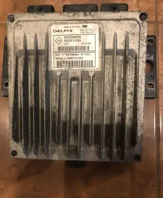 Nissan Note (E11) Engine control unit/module 8200513163 R0410B034A