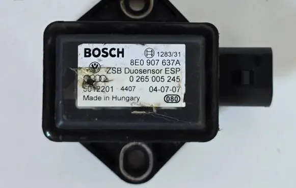 Audi A4 S4 B6 8E 8H ESP acceleration yaw rate sensor 8E0907637A 0265005245