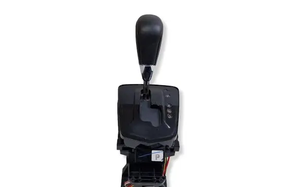 Nissan Qashqai Gear shifter/selector 
