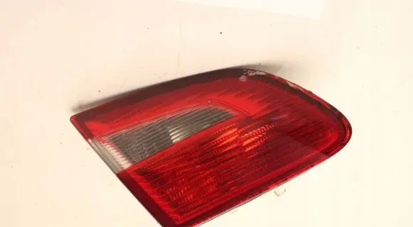 Skoda Superb B6 (3T) Tailgate rear/tail lights