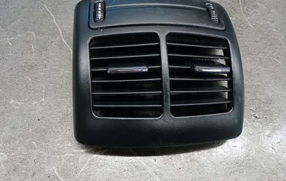 Mercedes-Benz E W211 Rear air vent grill h52760102010