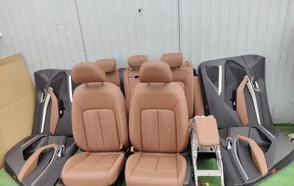 Audi e-tron Seat and door cards trim set 