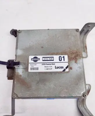 Nissan Primera Engine control unit/module 2371070J81