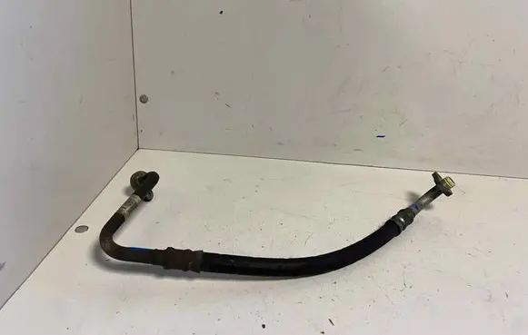 Air conditioning (A/C) pipe/hose